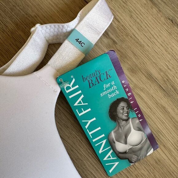 Vanity Fair Beauty Back Smoothing Full-Figure Contour Bra 76380 White 44C NEW - Picture 3 of 11
